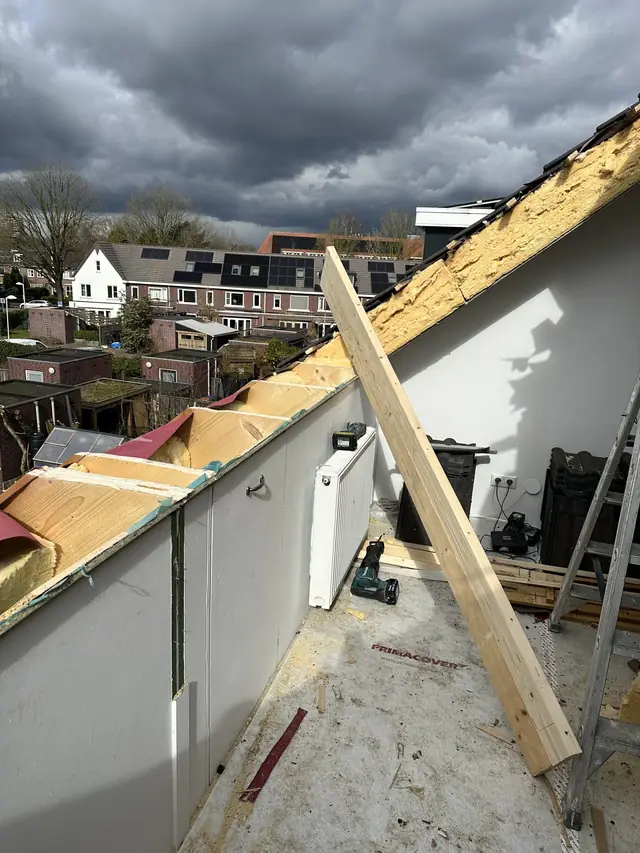 Prefab dakkapel, met de kraan geplaatst, foto 8 van 14