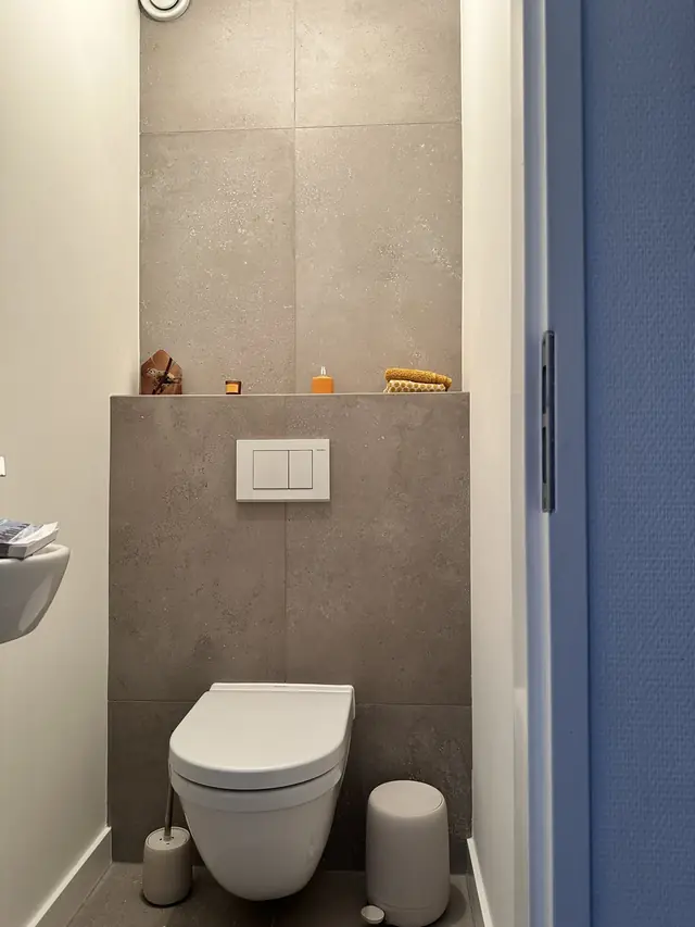 Nieuwe tegelvloer en toilet, foto 14 van 20