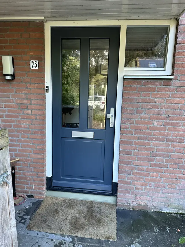 Voordeuren vervangen, foto 1 van 3